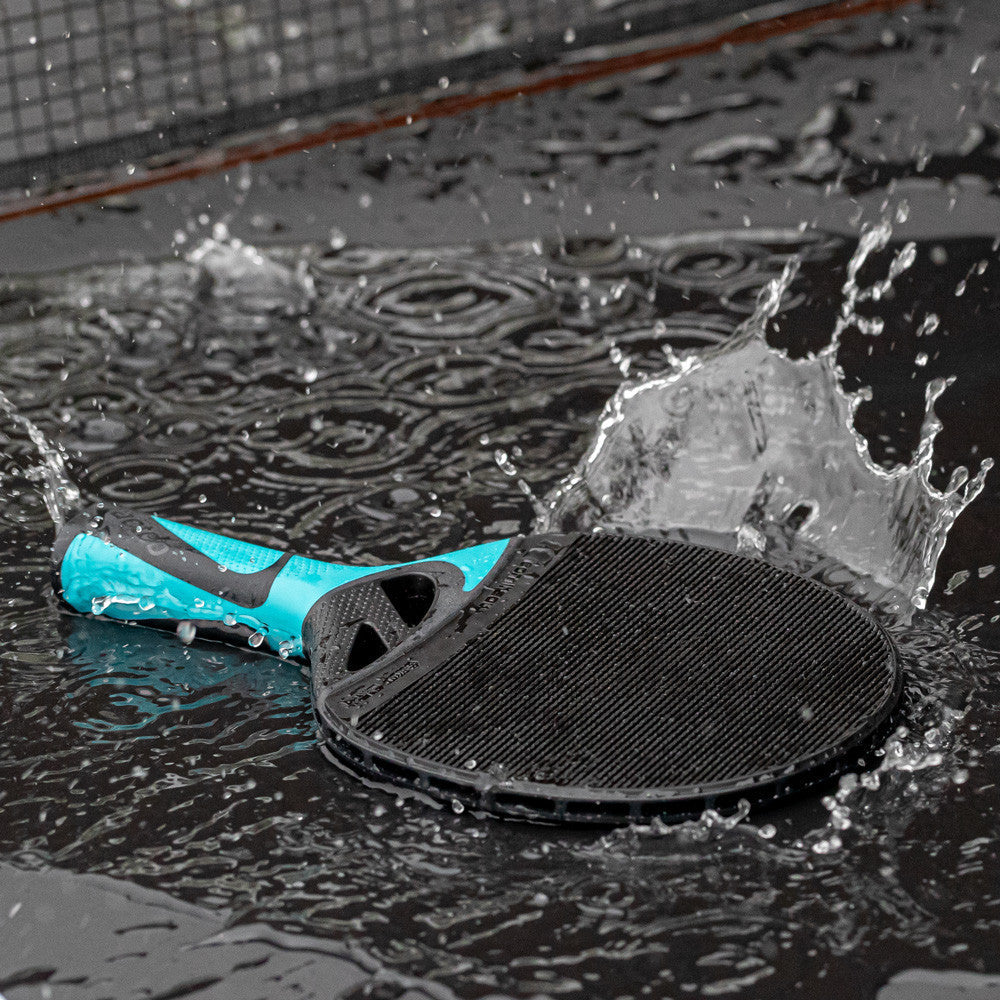 Cornilleau Tacteo 50 blue - Shock and Weather Resistance