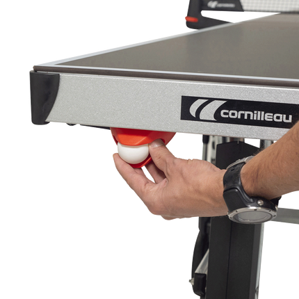 Cornilleau 600X - Outdoor Table Tennis Table - Ball Dispensers-Image2