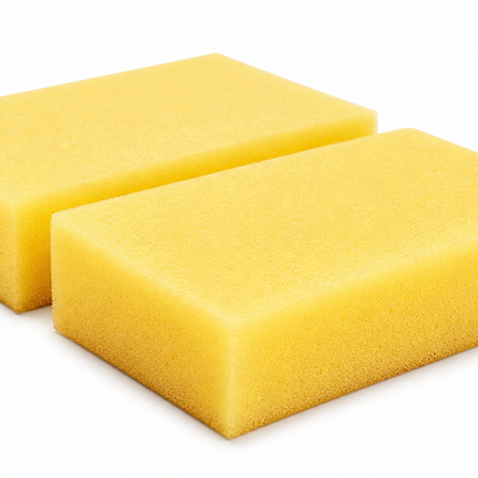 Revolution 3 Laquer/Varnish - 30ml and 2 Sponges