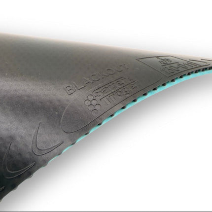 sauer-troger-blackout-anti-spin-black-rubber